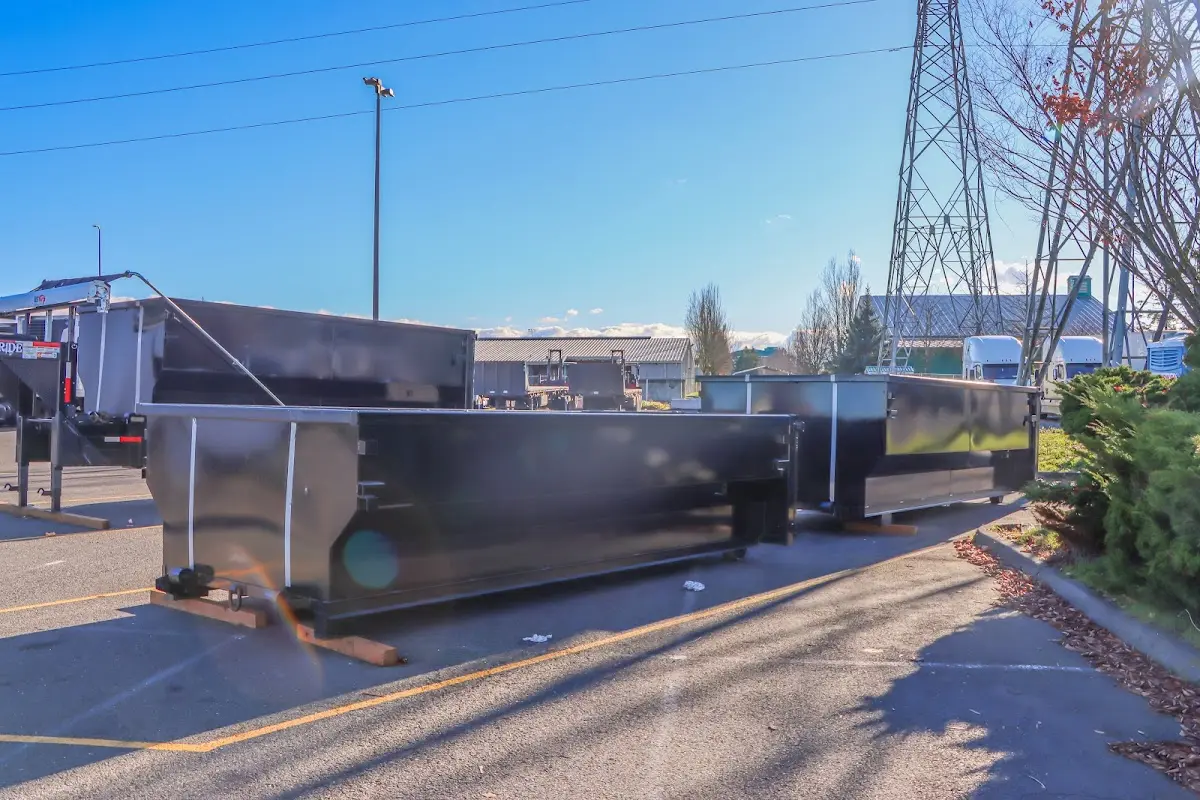 Professional dumpster rental and junk removal service in Leisure City